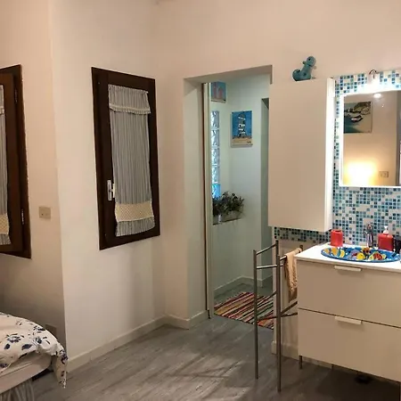 Apartamento Bilocale Con Terrazza Vista Mare
